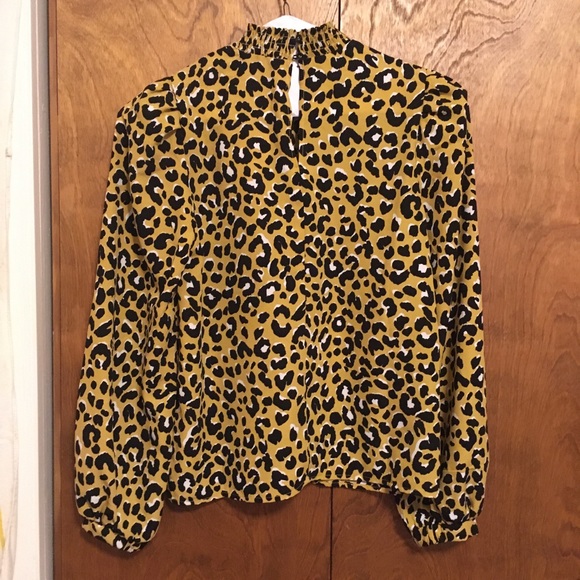 Leopard print crepe chiffon yellow long sleeve blouse ruffle turtleneck Melloday - Picture 2 of 6